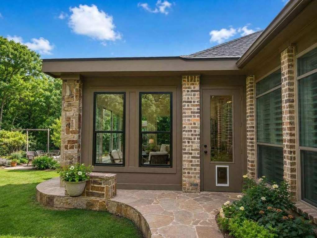 Rockwall exterior corner with stone planter
